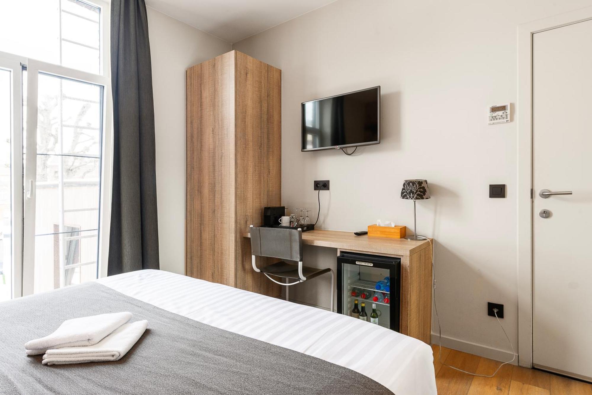 Hotel Het Menneke Hasselt Exterior photo